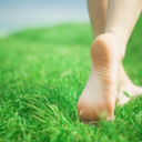 Grounding quickly improves mood
